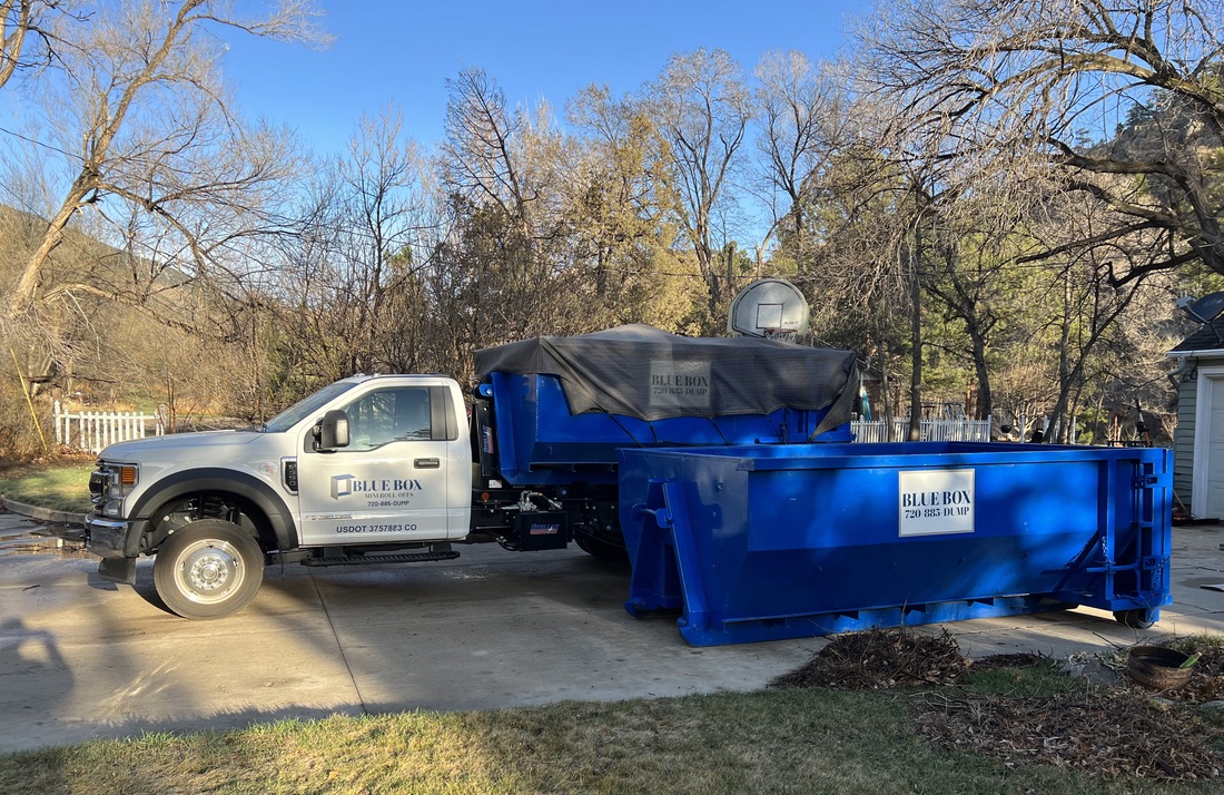 BENEFITS OF USING ROLL-OFF DUMPSTER SERVICE, POST-HOLIDAY CLEANUP
